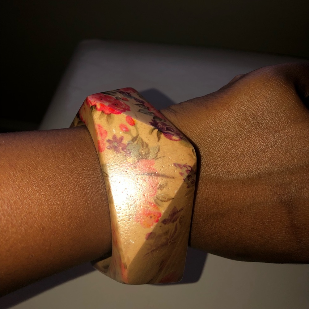 Bracelet - Picture 2 of 3